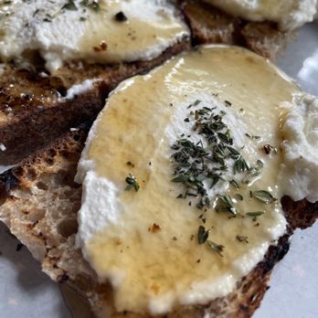 Alleia - Bruschetta - Italian Near Me - Chattanooga, Tennessee