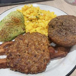 Protein plate w/ flaxseed muffin Protein plate w/ flaxseed muffin