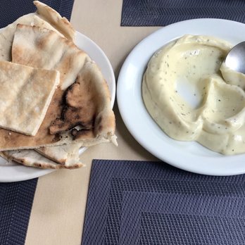 Amir's Shish Kebob - Pita bread and garlic sauce - Persian/Iranian Near Me - Fresno, California