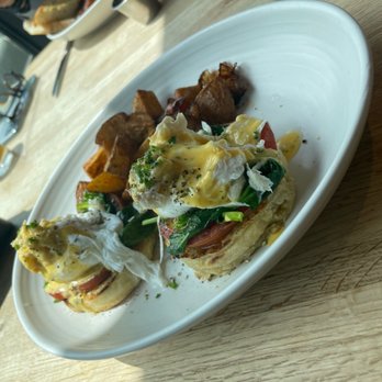 Pacific Table - Blue crab Benedict - Seafood Near Me - Irving, Texas Pacific Table - Blue crab Benedict - Seafood Near Me - Irving, Texas
