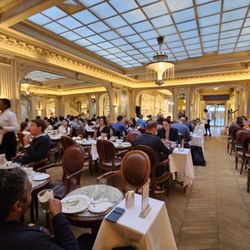 Angelina - Main dining room