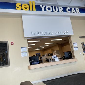 CarMax - Business office. - Used Car Dealers Near Me - Oak Lawn, Illinois