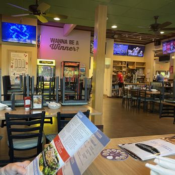 Shooters Sports Grill