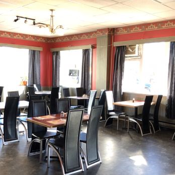 China Coast Restaurant - Front dining room - Chinese Near Me - Saint John, New Brunswick China Coast Restaurant - Front dining room - Chinese Near Me - Saint John, New Brunswick