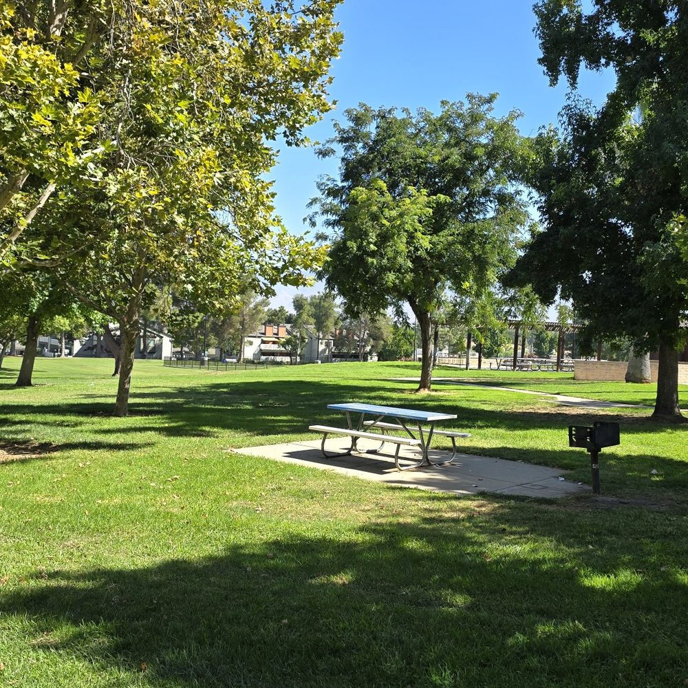 Brookside Park - Nices Park. - Parks Near Me - Redlands, California