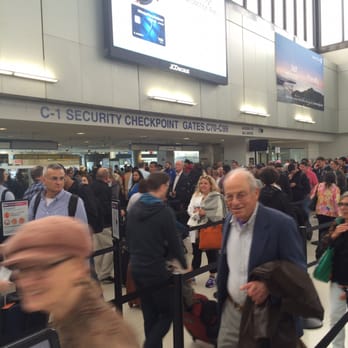 United Airlines - Long long lines - Airlines Near Me - Arlington, Virginia United Airlines - Long long lines - Airlines Near Me - Arlington, Virginia