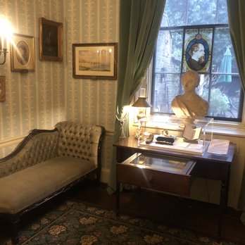 The Charles Dickens Museum - Museums Near Me - London, XGL