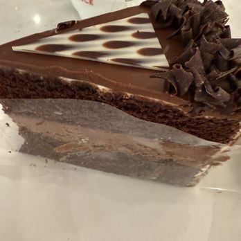 Flower Flour - Chocolate cake - Bakeries Near Me - Campbell, California Flower Flour - Chocolate cake - Bakeries Near Me - Campbell, California