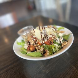 Walnut & Gorgonzola salad