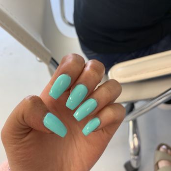 Glossi Nail Bar - done by Liz - Nail Salons Near Me - Colma, California Glossi Nail Bar - done by Liz - Nail Salons Near Me - Colma, California