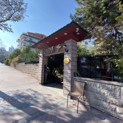 Dafne Restaurant - Resturant entrance