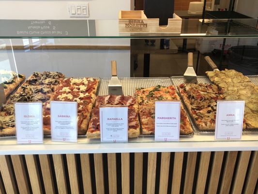 Ugo Pizzeria by null