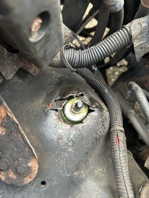 HANK MAYS DISCOUNT TIRE & AUTO