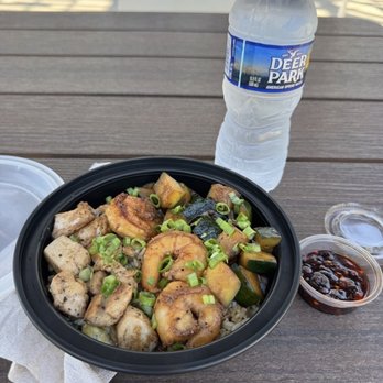 Tombachi - Chicken and Shrimp Hibachi Bowl - Food Trucks Near Me Tombachi - Chicken and Shrimp Hibachi Bowl - Food Trucks Near Me