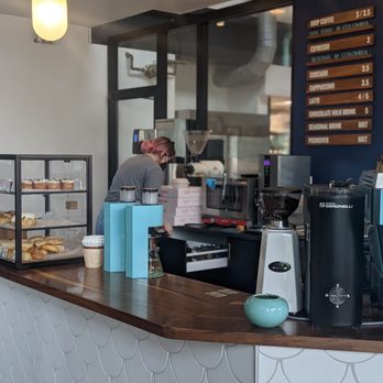 East Pole - Interior - Coffee Roasteries Near Me - Atlanta, Georgia