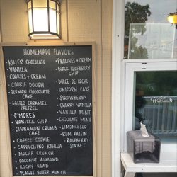 Suzy's Sips and Scoops - Menu