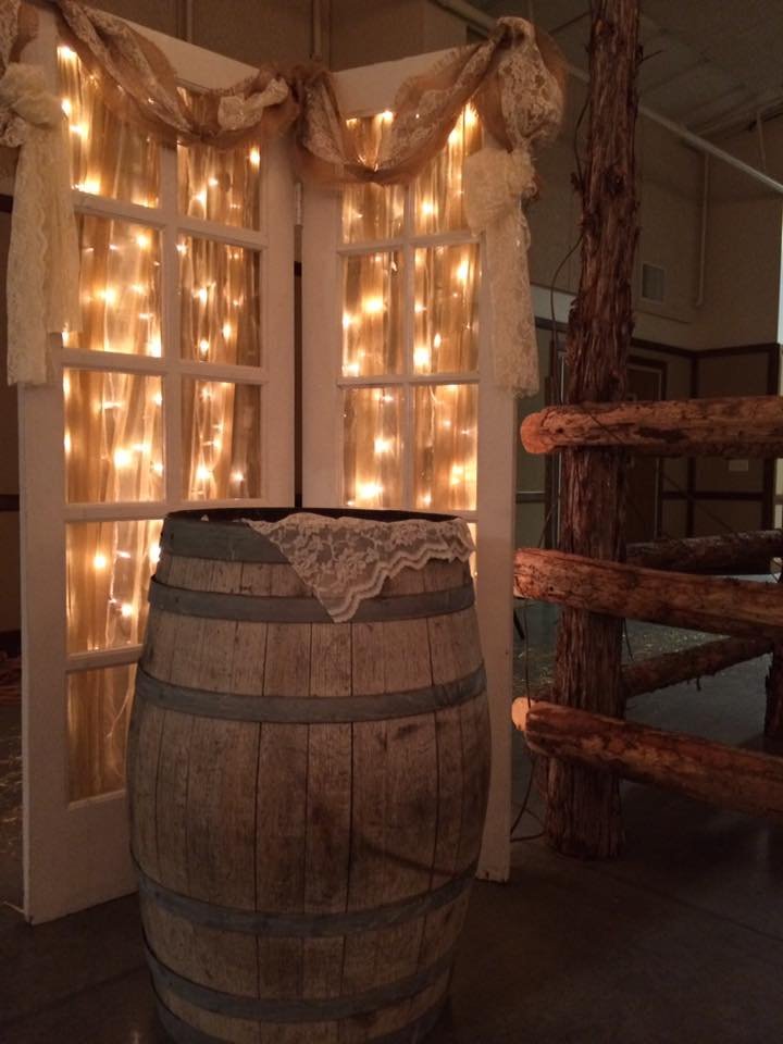 WEDDING DECOR & MORE Updated August 2024 981 E Nichols Canyon Rd