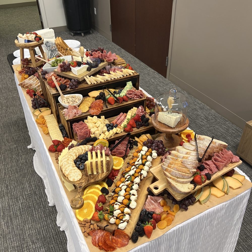 Grapes And Gouda - Caterers Near Me Grapes And Gouda - Caterers Near Me