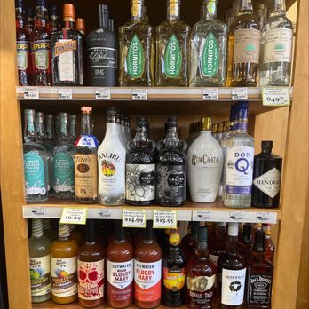Boney's Bayside Market - Grocery Near Me - Coronado, California