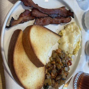 The Olivet - Scrambled eggs with vegetable hash and bacon - Steakhouses Near Me - Swiftwater, Pennsylvania The Olivet - Scrambled eggs with vegetable hash and bacon - Steakhouses Near Me - Swiftwater, Pennsylvania