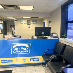 All Pro Servicenter - Clean, comfortable waiting room equipped with modern amenities while your vehicle is serviced.