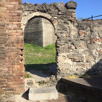 Historic Fort Gaines - Landmarks & Historical Buildings Near Me - Dauphin Island, Alabama Historic Fort Gaines - Landmarks & Historical Buildings Near Me - Dauphin Island, Alabama