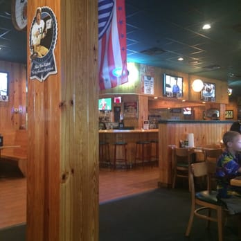 Gator's Dockside - Chicken Wings Near Me - Clermont, Florida