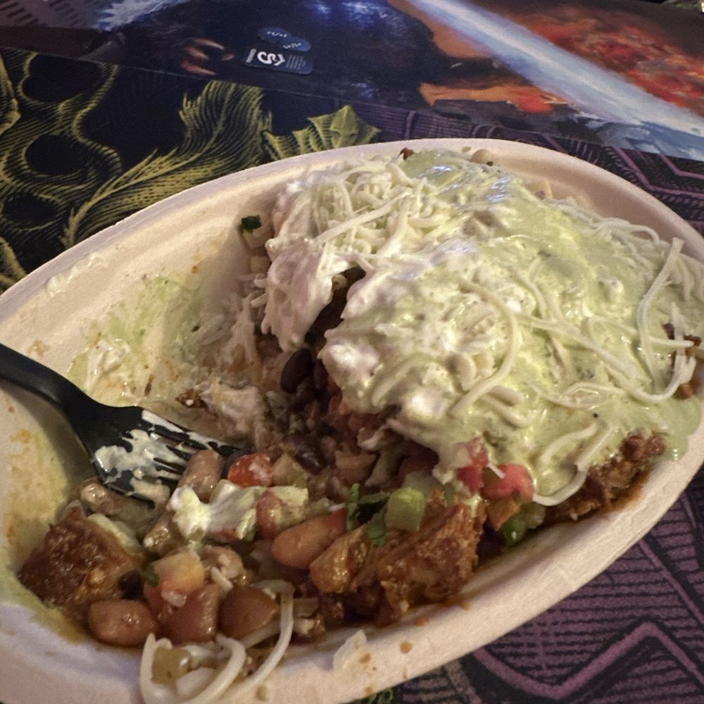 Chipotle Mexican Grill - Honey chicken bowl - Mexican Near Me - Ames, Iowa Chipotle Mexican Grill - Honey chicken bowl - Mexican Near Me - Ames, Iowa