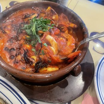 Sabry's - Taojine Calamari with shrimp - Seafood Near Me - Astoria, New York