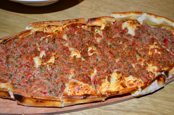 Forno Balat, İstanbul 'un En İyi Kahvaltı, Lahmacun ve Pizza & Pide Mekanları, Sizinle! by null