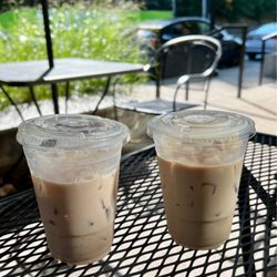Jitters Cafe - Iced chai & love bug latte