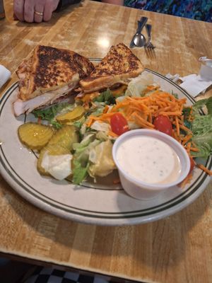 Donna’s Restaurant by null