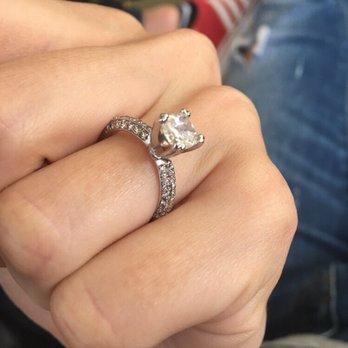 Broer-Freeman Jewelers - Cushion Cut Engagement ring by Rachel - Jewelry Near Me - Toledo, Ohio