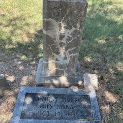 Littig  Cemetery - Morrow, the oldest grave belongs to a 13 year old