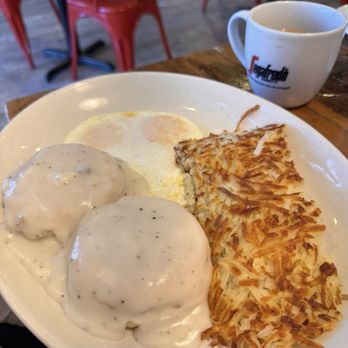 Frisco Diner - BG (Biscuits and gravy) - Breakfast & Brunch Near Me - Frisco, Texas
