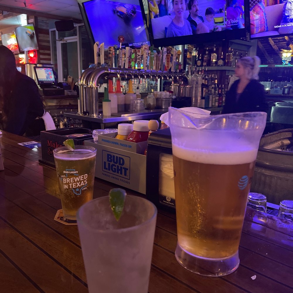 Sam's Sunset Kitchen - Big drink selection! Smells great can't wait to try some food! - Sports Bars Near Me - Seabrook, Texas Sam's Sunset Kitchen - Big drink selection! Smells great can't wait to try some food! - Sports Bars Near Me - Seabrook, Texas