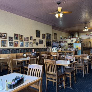 Grand Avenue Café - Coffee & Tea Near Me - Eau Claire, Wisconsin