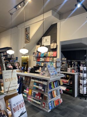 Bay Books Coronado by null