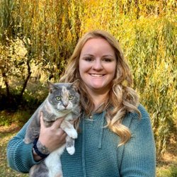 Fossil Ridge Animal Hospital - Rylie Vikse
Veterinary Technician/Inventory Manager