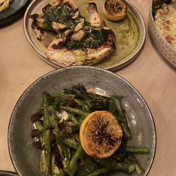 LÝRA - Green chicken and asparagus - Greek Near Me - Chicago, Illinois LÝRA - Green chicken and asparagus - Greek Near Me - Chicago, Illinois