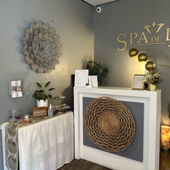 Spa De' LA - Check-in area - Massage Near Me - Los Angeles, California Spa De' LA - Check-in area - Massage Near Me - Los Angeles, California