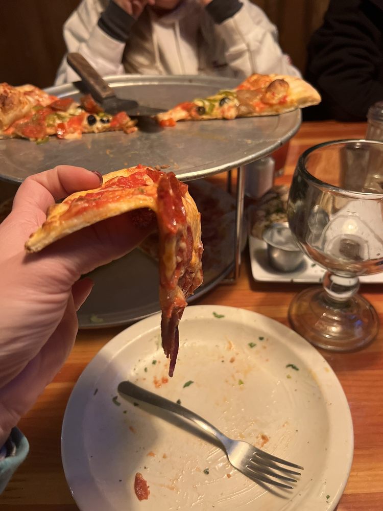 EDGEWATER INN Updated August 2024 75 Photos & 228 Reviews 5302 W