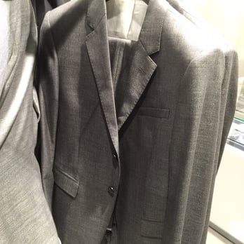 Armani Outlet - Outlet Stores Near Me - Tulalip, Washington