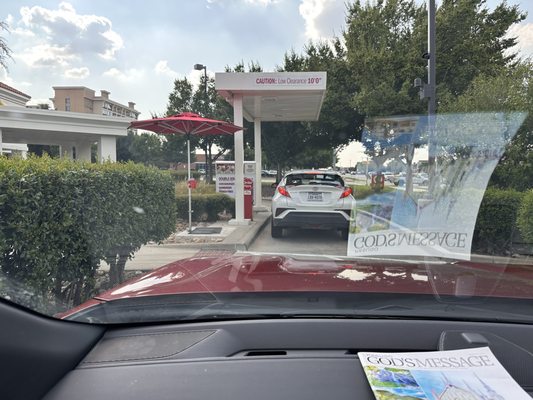 In-N-Out Burger by null