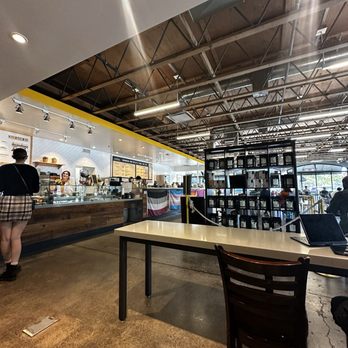 Philz Coffee - Coffee & Tea Near Me - Davis, California