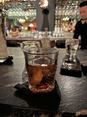 CW's Gin Joint by null