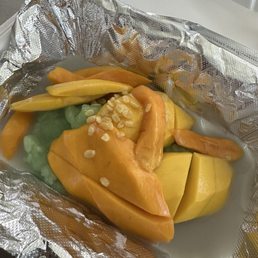 Mango Sticky Rice (Seasonal) Mango Sticky Rice (Seasonal)