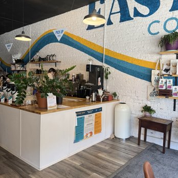 East View Coffee - Coffee Roasteries Near Me - Kenosha, Wisconsin East View Coffee - Coffee Roasteries Near Me - Kenosha, Wisconsin