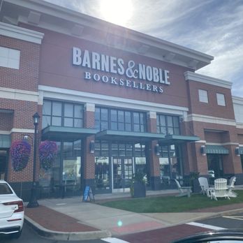 Barnes & Noble Booksellers - Bookstores Near Me - Hingham, Massachusetts Barnes & Noble Booksellers - Bookstores Near Me - Hingham, Massachusetts
