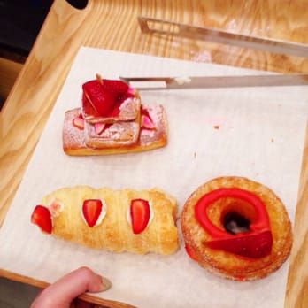 Paris Baguette - Strawberry! - Coffee & Tea Near Me - Milpitas, California Paris Baguette - Strawberry! - Coffee & Tea Near Me - Milpitas, California